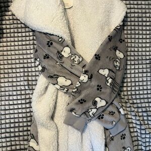 Peanuts Kids Hooded Snoopy Sherpa Coat - Gray & White